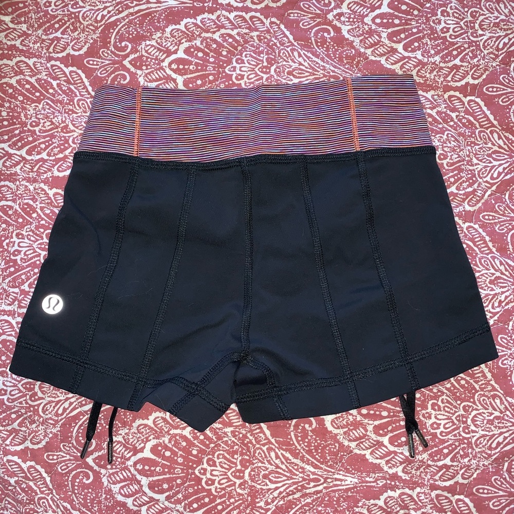 Women’s Lululemon size 2 shorts